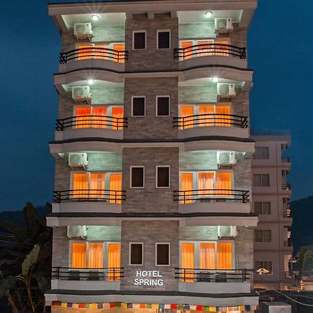 Hotel Spring Pokhara Luaran gambar