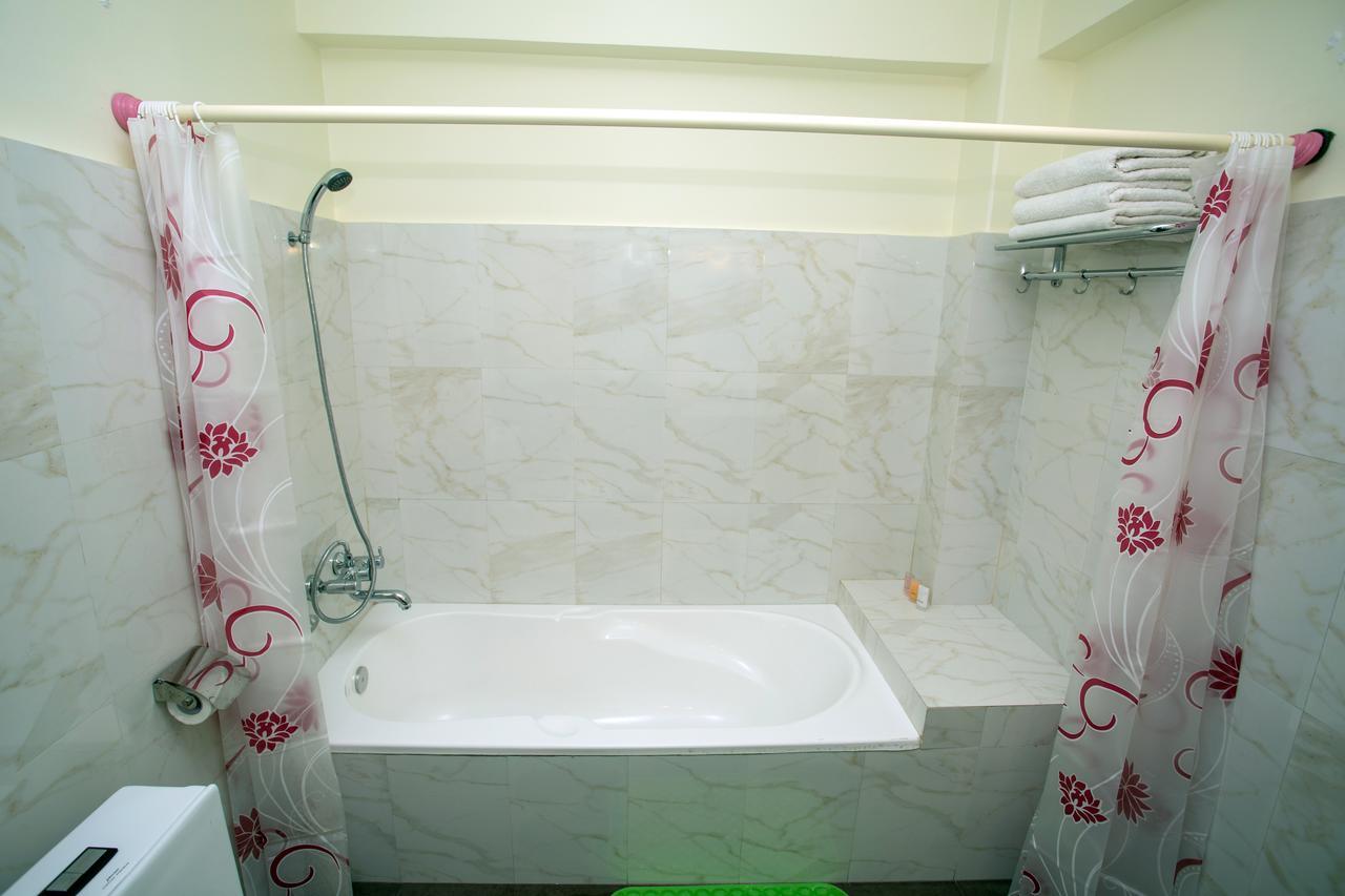 Hotel Spring Pokhara Luaran gambar